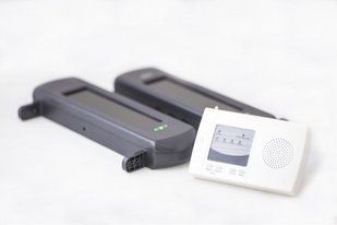 Активный ИК барьер с солнечной батареей HB-DE1 KIT 3-х лучевой 43996FORS фото