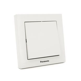Выключатель Panasonic Karre Plus 55 одноклавишный белый 16A 250V 2880000438564YT фото