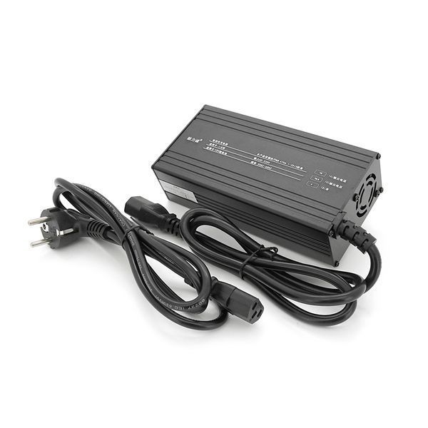 Зарядний пристрій для акумуляторів Li-ion 16.8V 4S 15A штекер Triangle plug (T-tipe/IEC/C13 N+L-) LED-індикація 137x90x50mm 2000000369785YT фото
